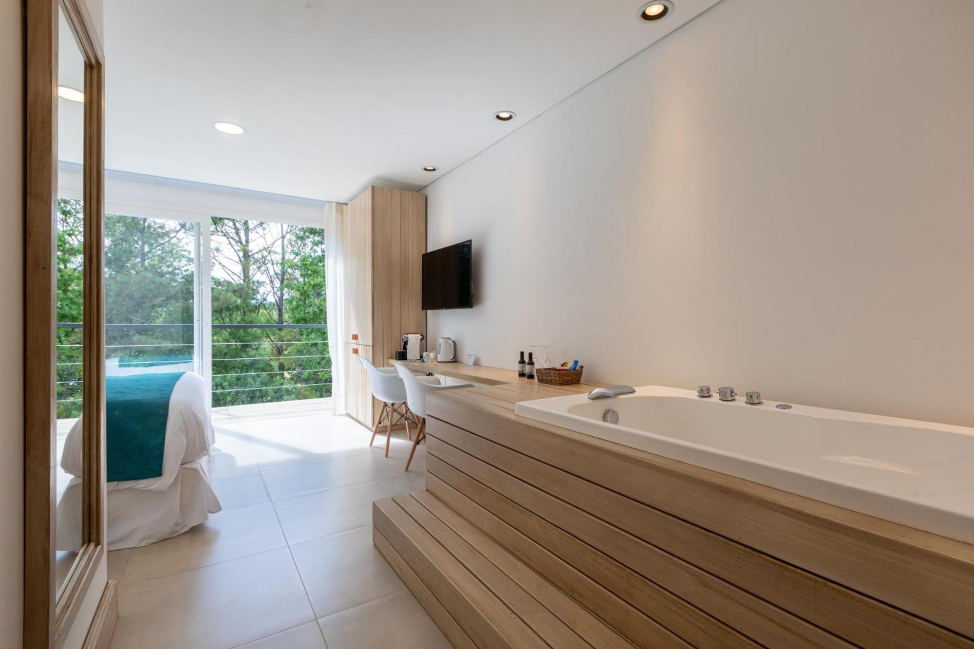 Double Room Balcony,1223248186:JPEG